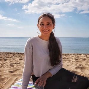 Meet your Posher, Gabrielle